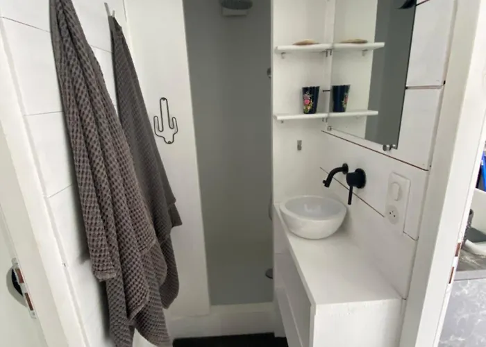 La Cachette Bas Semesterbostad