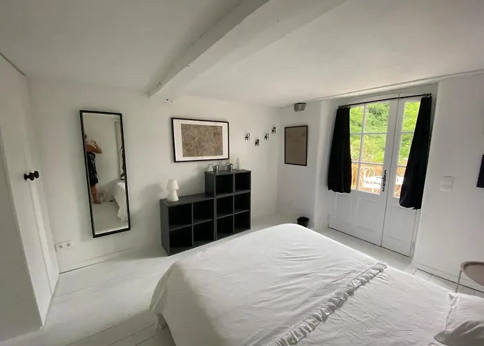 La Cachette Bas Semesterbostad *